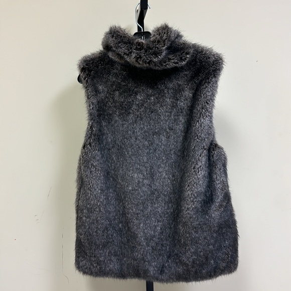Cejon faux fur vest - Picture 6 of 8